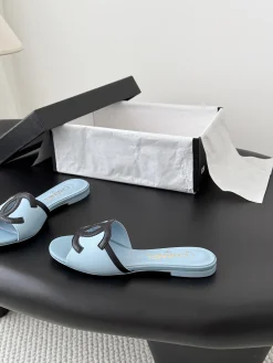 Alternative view of CHANEL Slides Calfskin & Lambskin EU35-39 B10202608030744