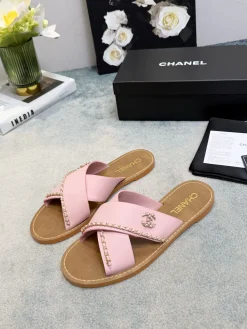 CHANEL Slides Calfskin Lining Lambskin EU35-43 A60202608031033