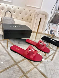 Alternative view of CHANEL Slides EU35-42 A50202608031009