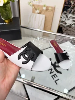 CHANEL Slides EU35-43 A50202608031042
