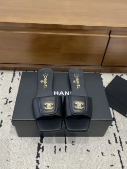 CHANEL Slides Lamb Leather EU35-39 B30202608032881
