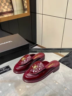 CHANEL Slides Lamb Leather EU35-40 B20202608031134
