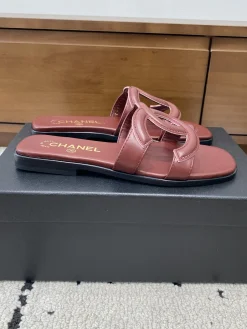 Alternative view of CHANEL Slides Lamb Leather EU35-41 B30202608032876