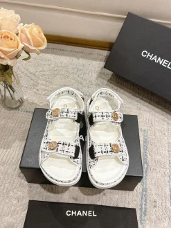 CHANEL Slides Woven Fabric & Leather EU35-40 B20202608031128