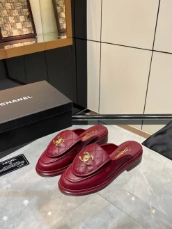 CHANEL Slippers Lamb Leather EU35-40 B20202608031133