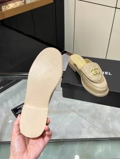 Alternative view of CHANEL Slippers Lamb Leather & Rubber EU35-40 B20202608031138