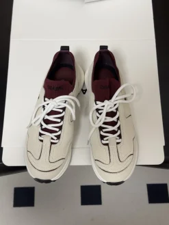 Alternative view of CHANEL Sneakers Calfskin Suede EU35-39 C90202608032366
