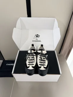 Alternative view of CHANEL Sneakers Calfskin & Suede EU35-42 B80202608032772