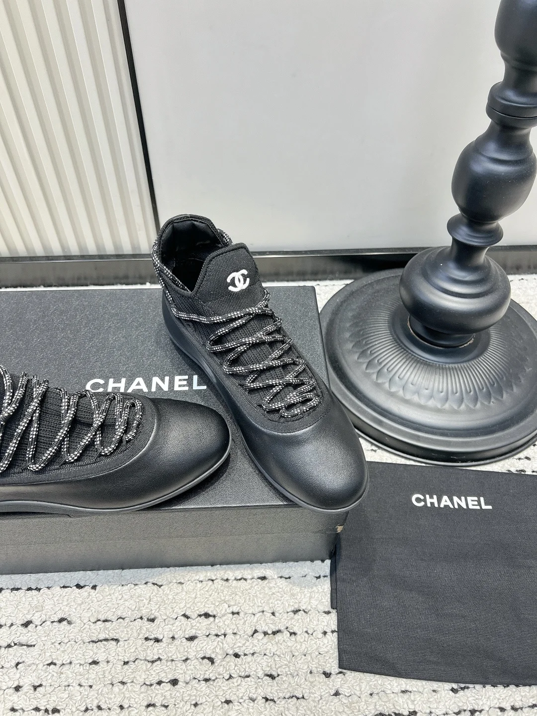 CHANEL Sneakers Lamb Leather EU35-39 B80202608030321 - Image 4