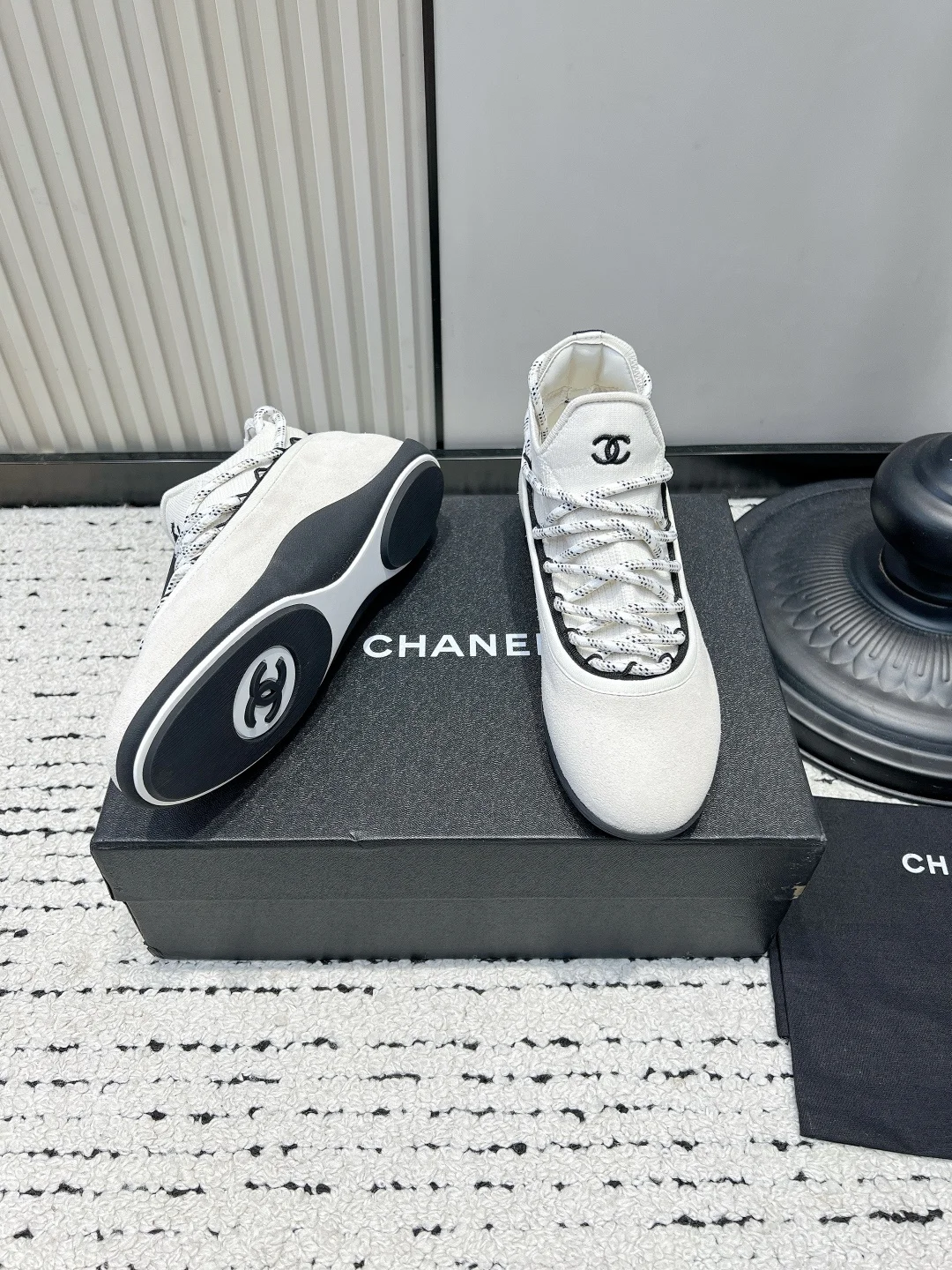 CHANEL Sneakers Lambskin Leather EU35-39 B80202608030320 - Image 2