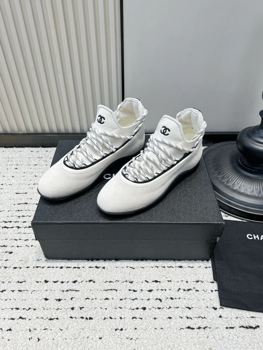 CHANEL Sneakers Lambskin Leather EU35-39 B80202608030320 - Image 3