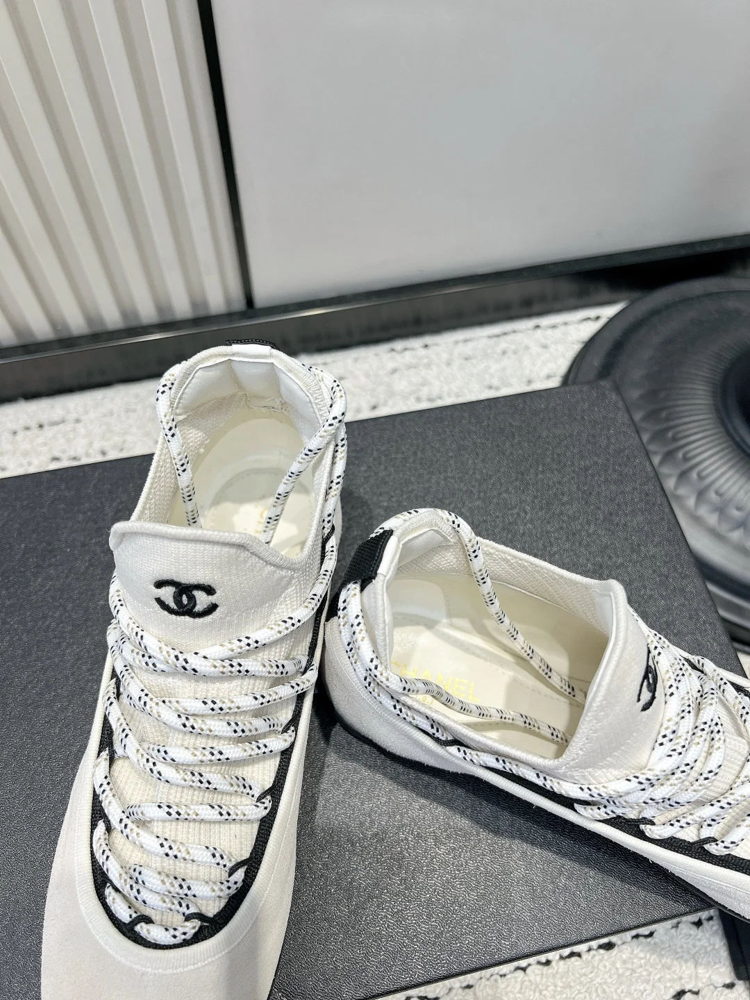 CHANEL Sneakers Lambskin Leather EU35-39 B80202608030320 - Image 7