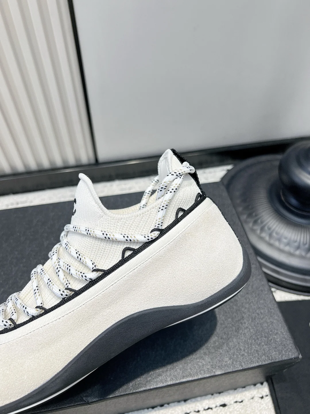CHANEL Sneakers Lambskin Leather EU35-39 B80202608030320 - Image 9