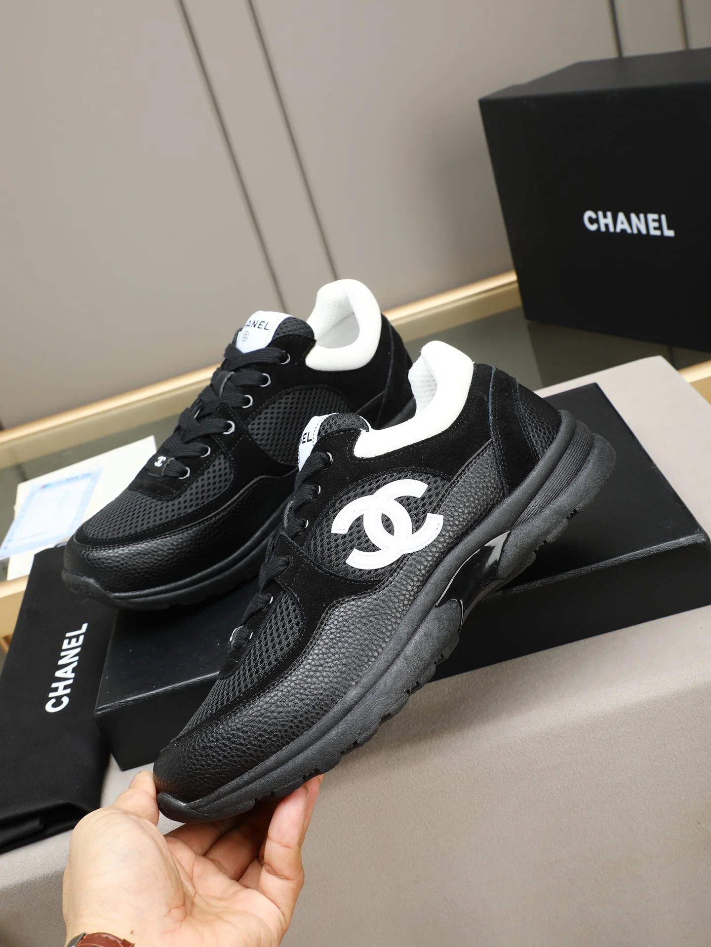 CHANEL Sneakers Leather EU36-44 B80202608032184 - Image 2