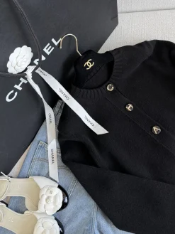 Alternative view of CHANEL Sweaters Cashmere S-L C75202608042592