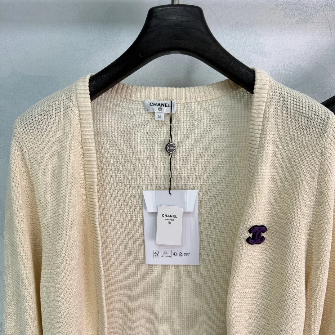 CHANEL Sweaters Knit S M L B30202608040763 - Image 2