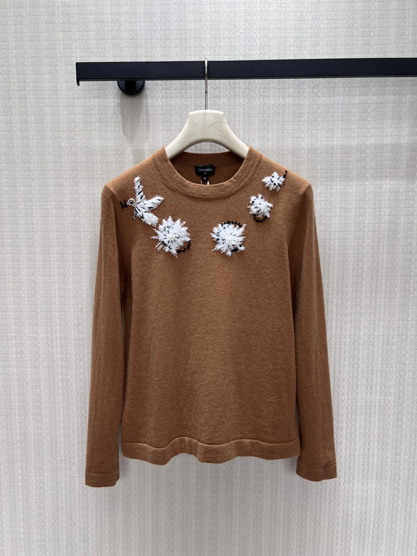 CHANEL Sweaters Knit S-M-L B85202608040776