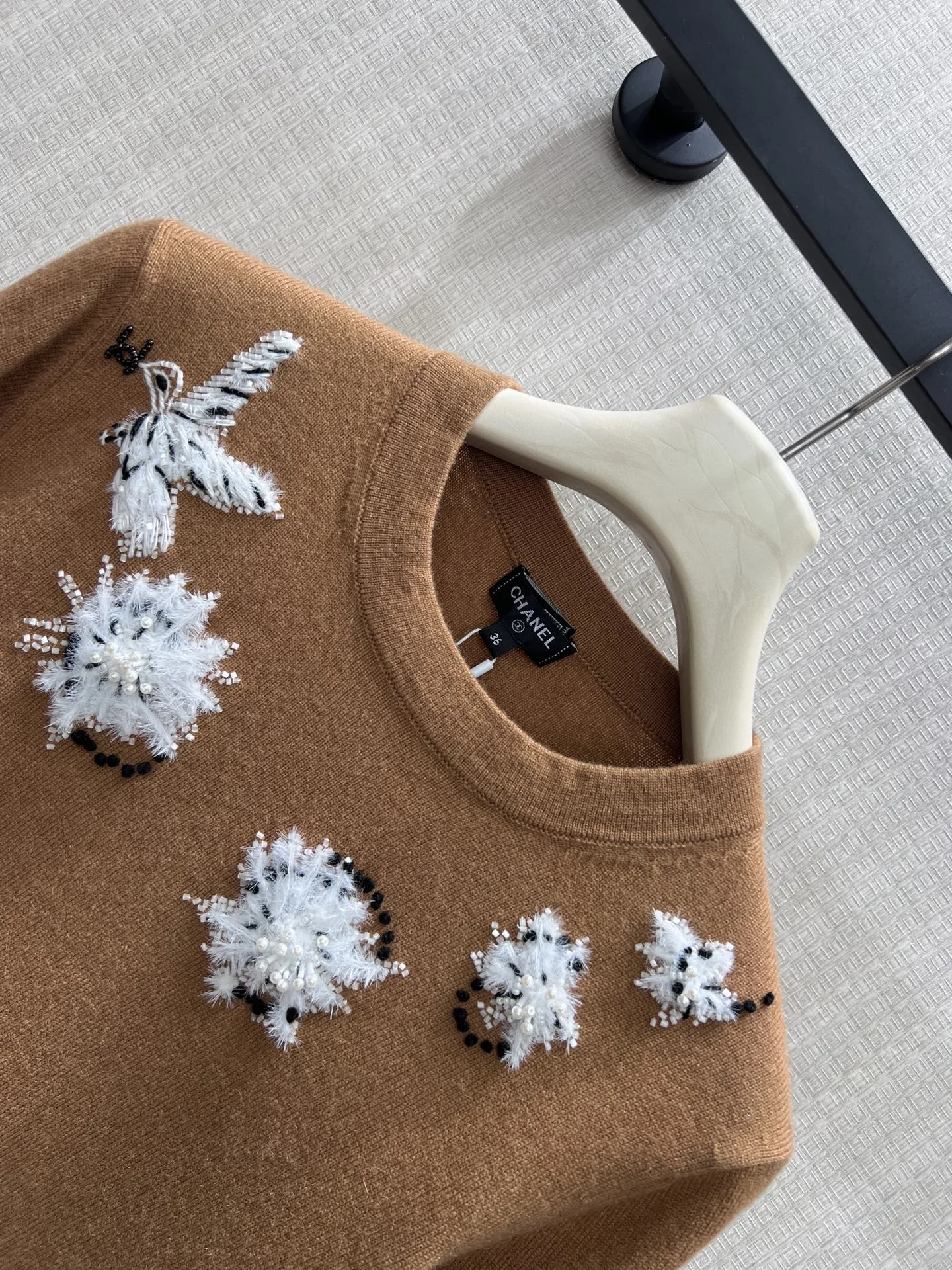 CHANEL Sweaters Knit S-M-L B85202608040776 - Image 3
