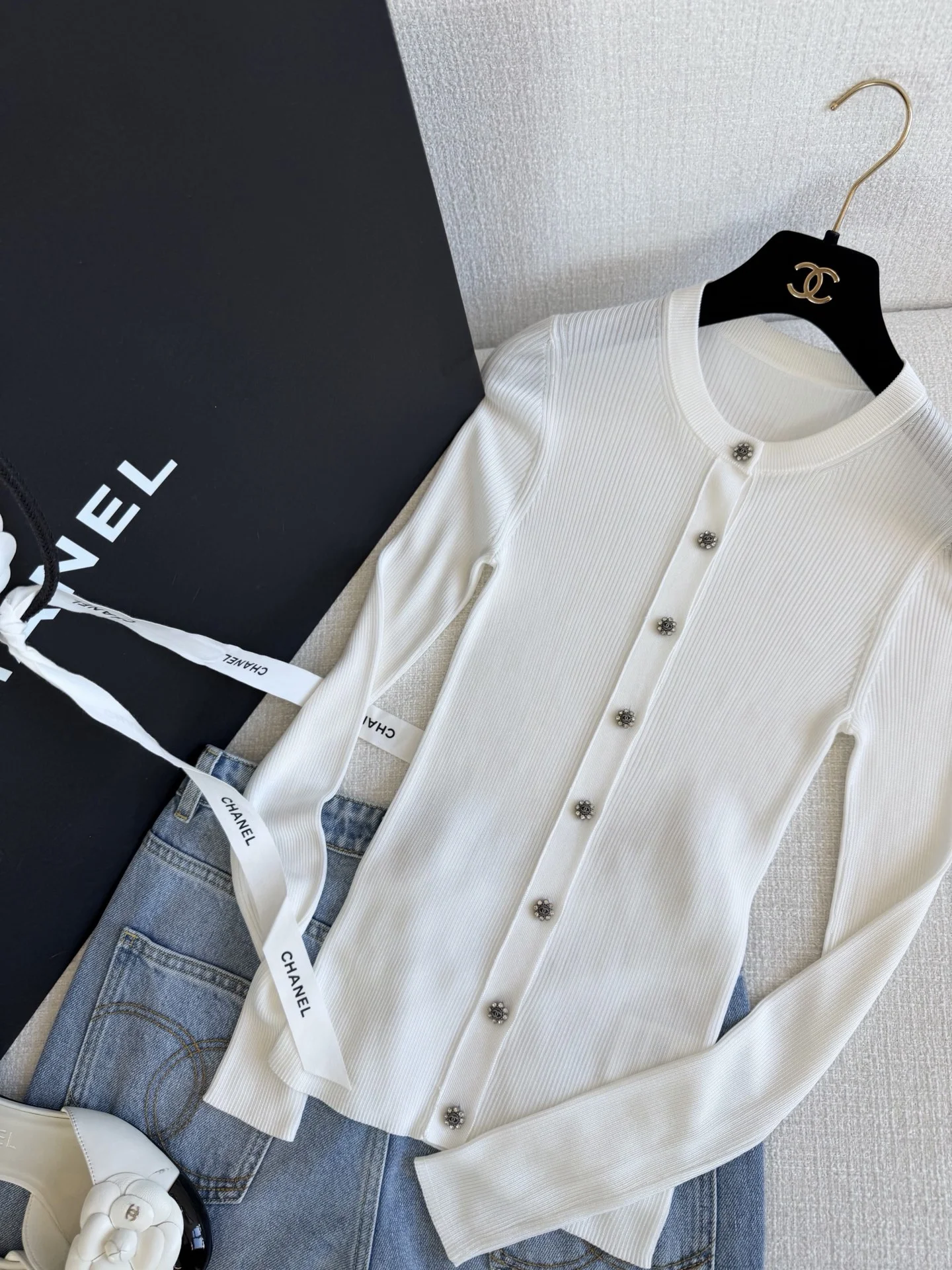 CHANEL Sweaters S-L B95202608042595 - Image 2