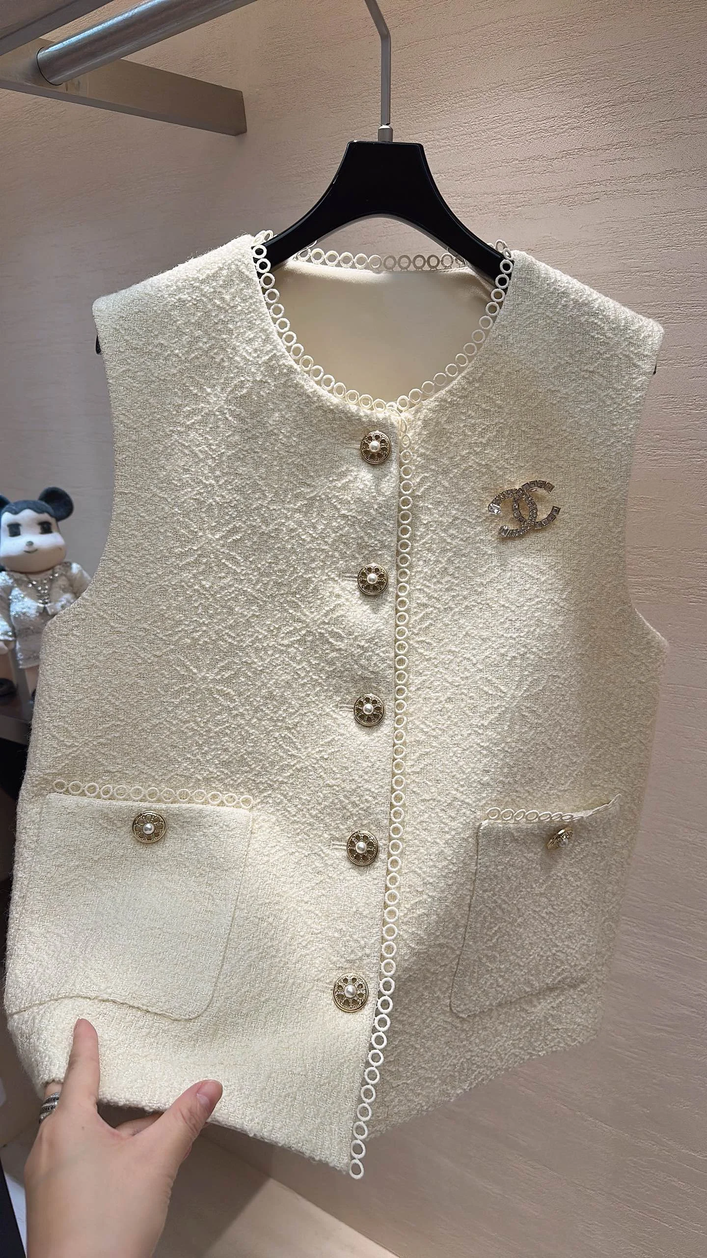 CHANEL Sweaters Textured S-XL C00202608040398 - Image 3
