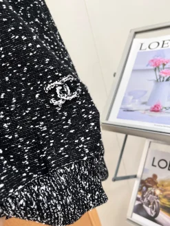 Alternative view of CHANEL Sweaters Wool Blend S M L C25202608040153