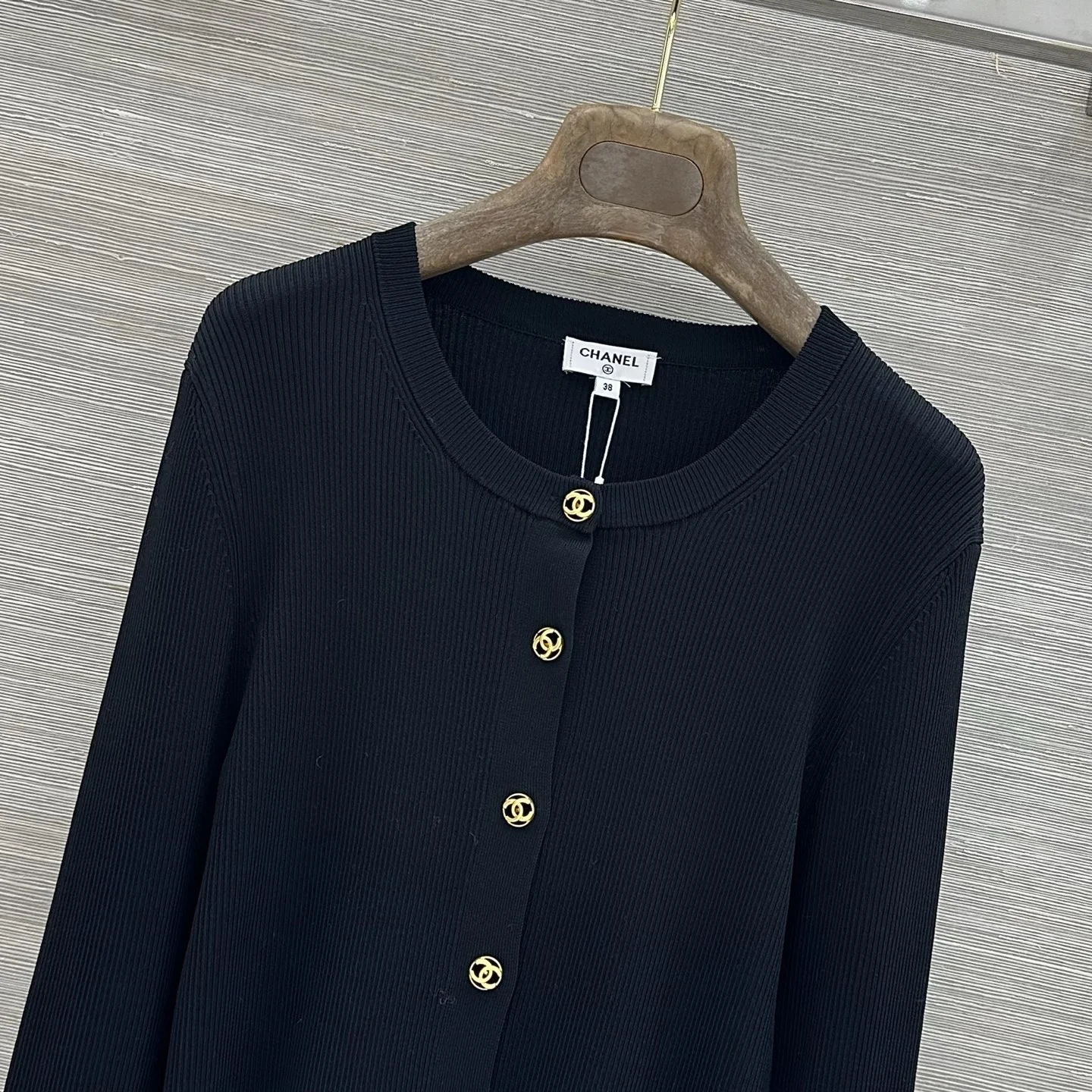 CHANEL Sweaters Yarn 36-40 B30202608041085 - Image 2