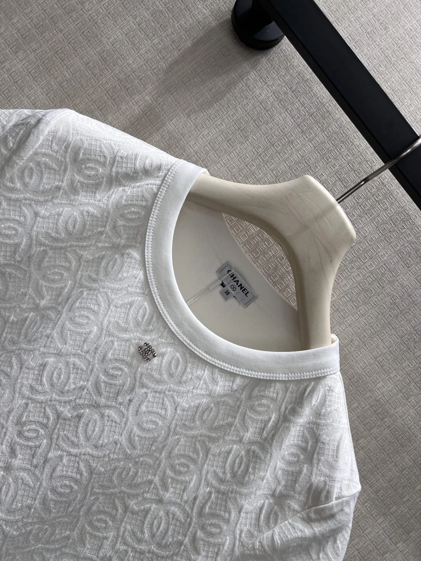 CHANEL T-shirts Cotton Blend 36-40 A75202608040814 - Image 3