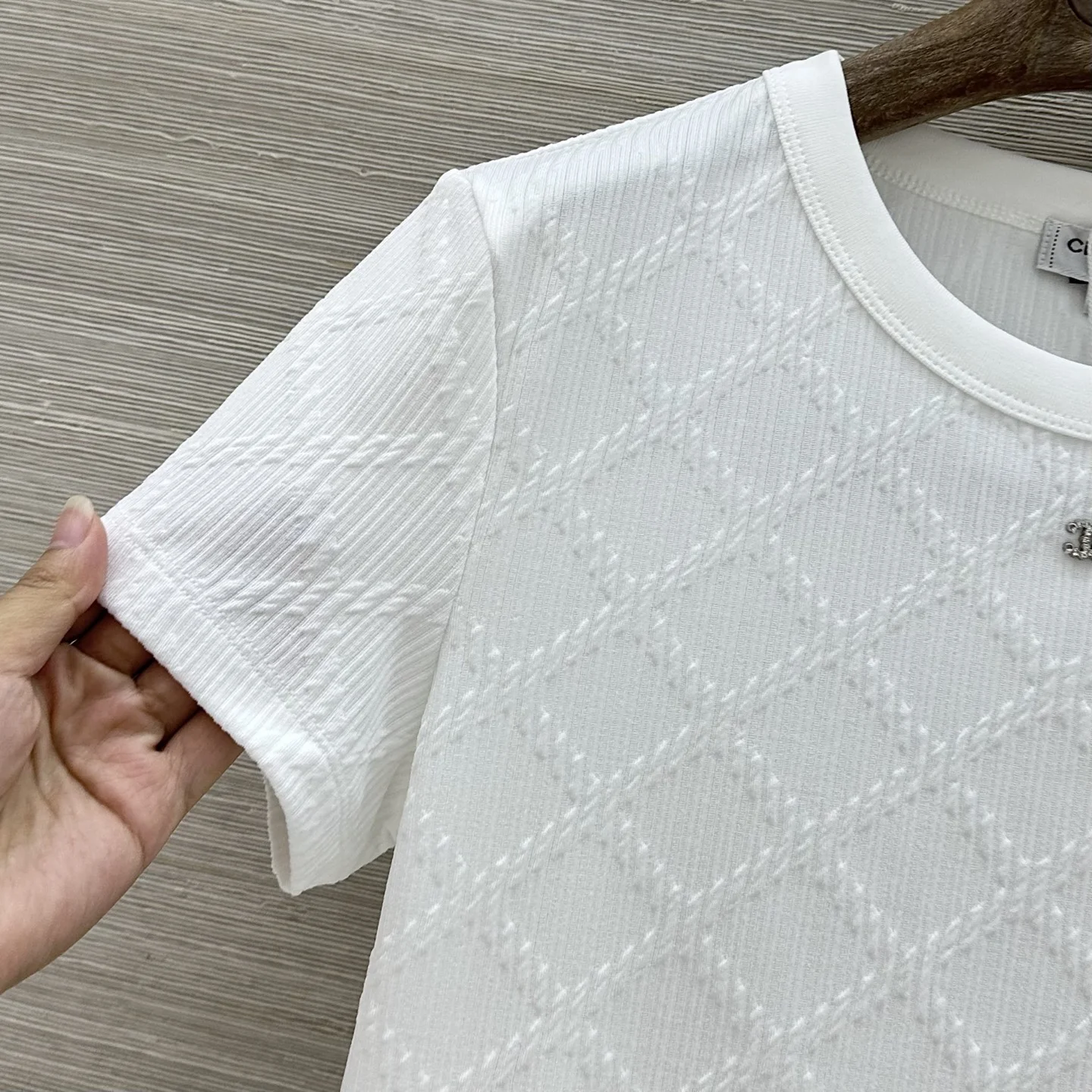 CHANEL T-shirts Cotton S A50202608041106 - Image 3