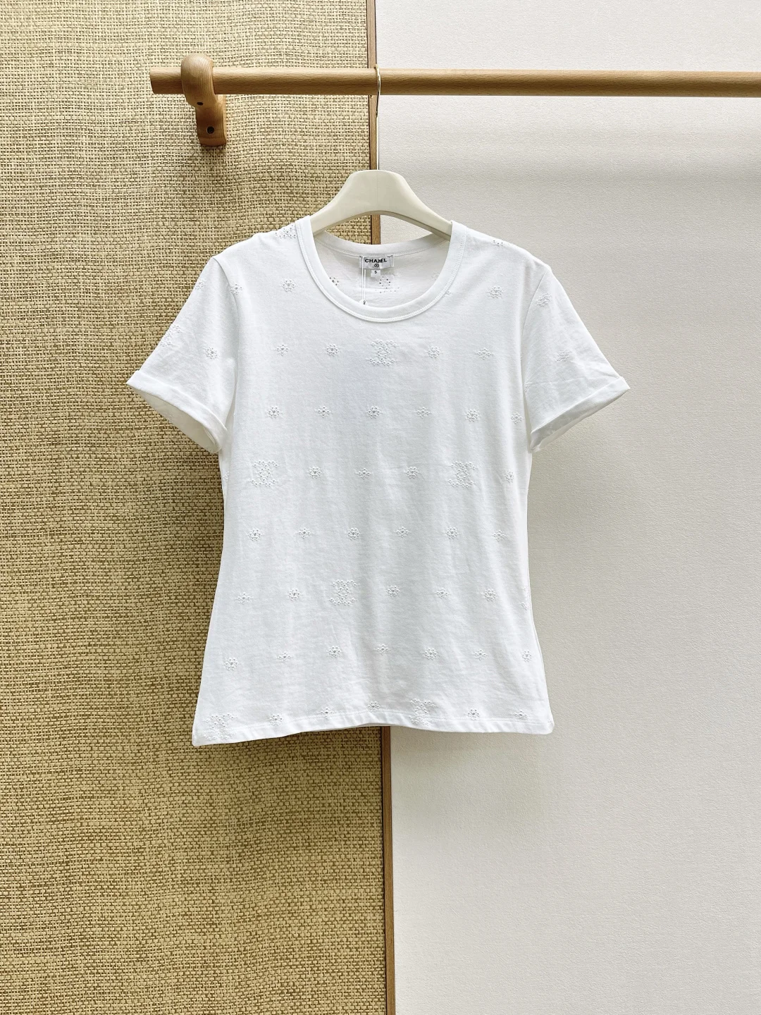 CHANEL T-shirts Cotton S-M-L A65202608042743