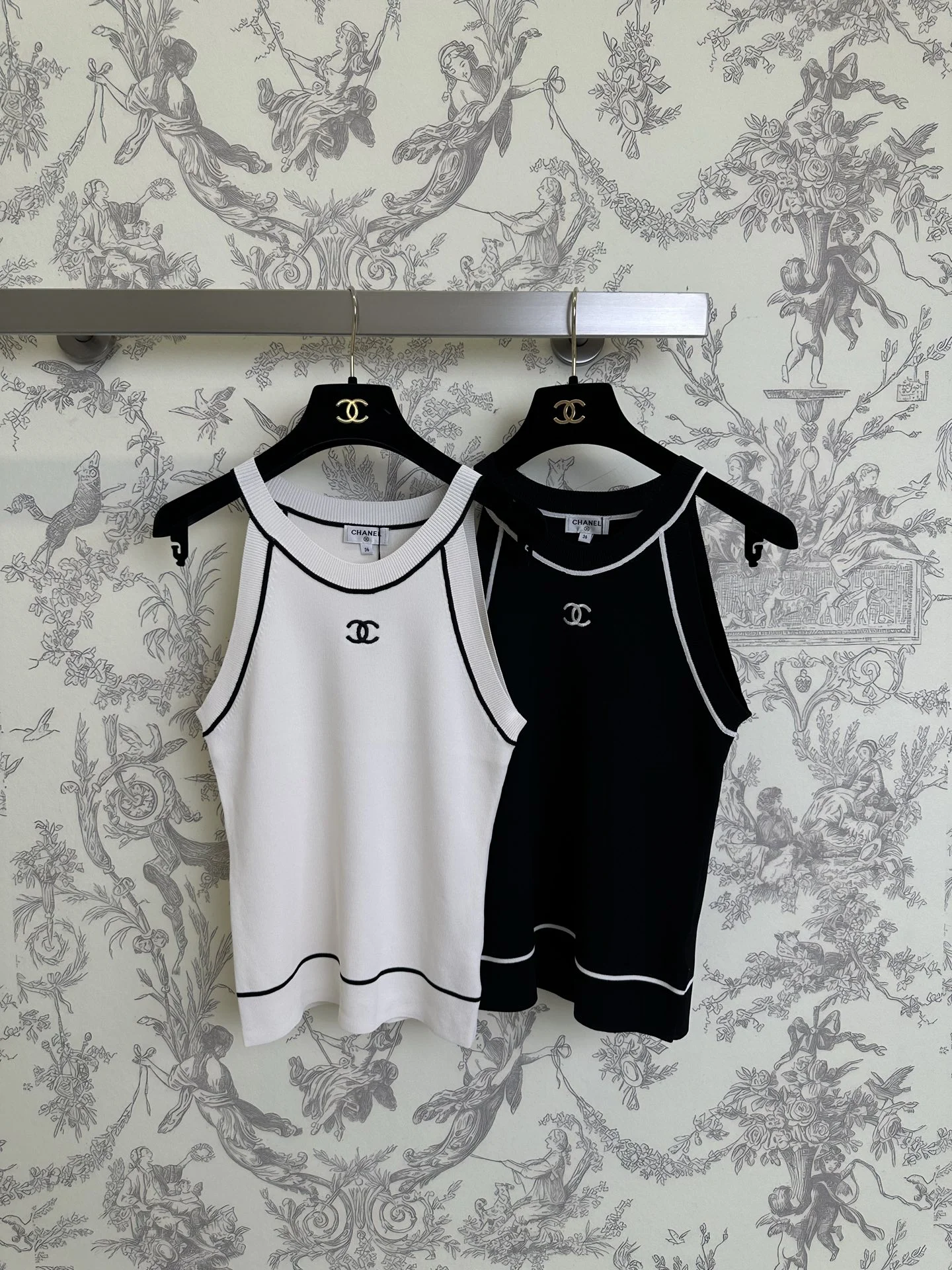 CHANEL T-shirts Knit S-M-L A65202608040372