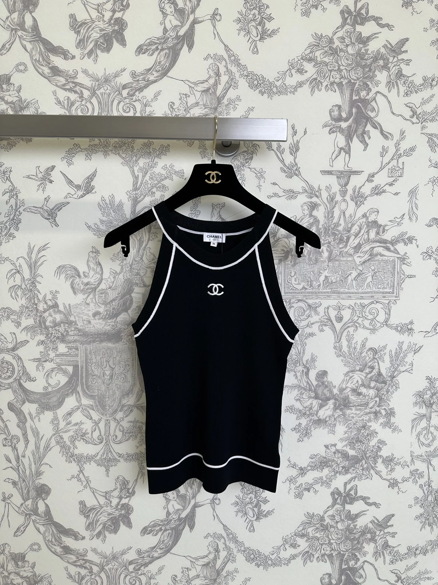 CHANEL T-shirts Knit S-M-L A65202608040372 - Image 4