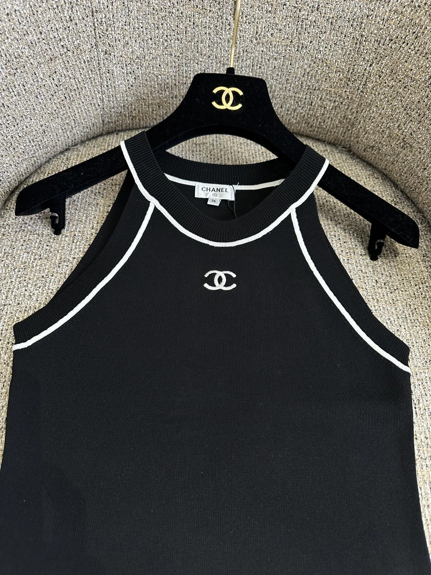 CHANEL T-shirts Knit S-M-L A65202608040372 - Image 8