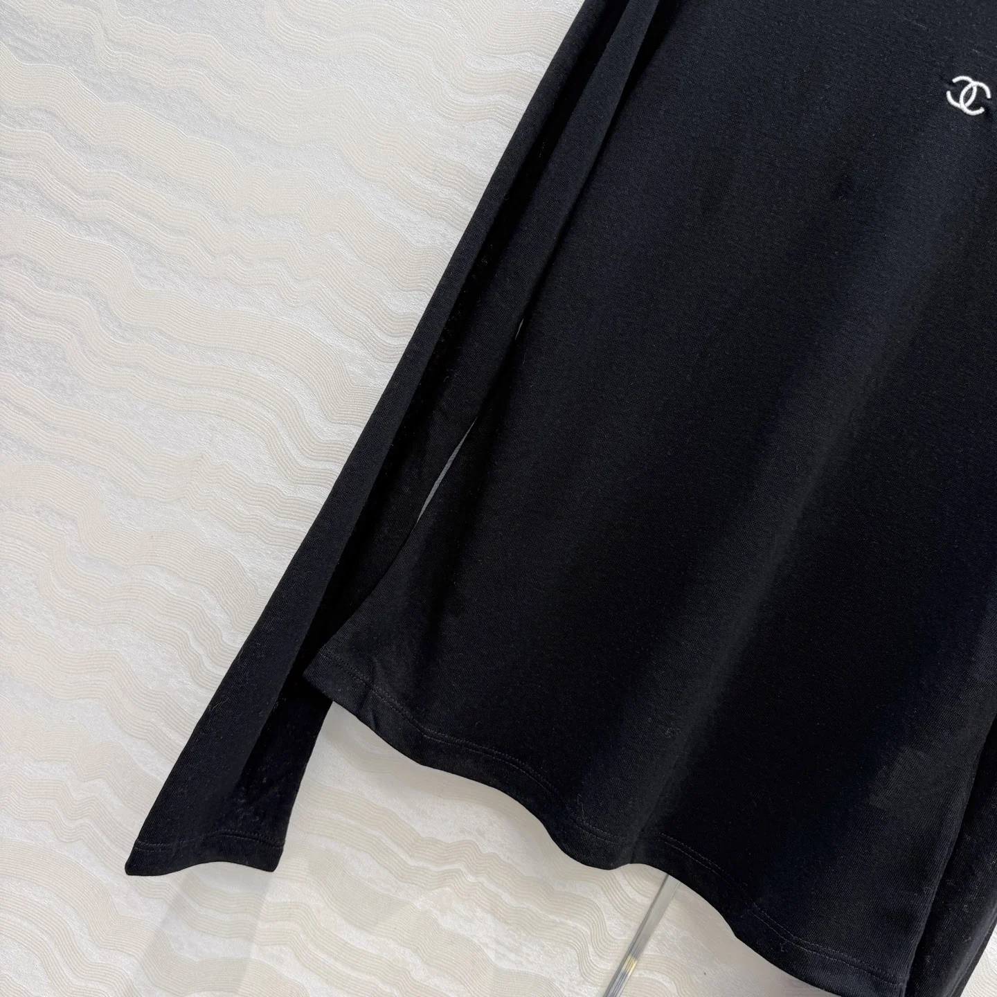 CHANEL T-shirts Lyocell S A70202608040001 - Image 5