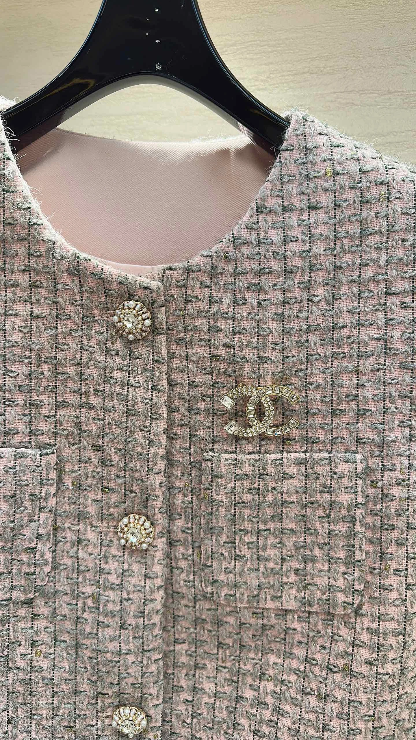 CHANEL T-shirts Tweed S M L XL C20202608040396 - Image 4