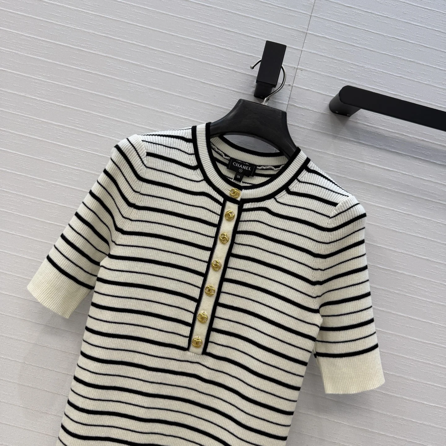 CHANEL T-shirts Yarn 36-40 B60202608041682 - Image 2