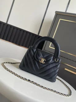 Alternative view of CHANEL Top Handle Bags Caviar Leather (Black-Gold) 13X19X7CM F00202608072089