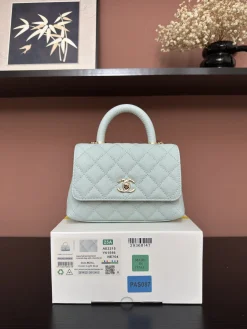 CHANEL Top Handle Bags Caviar Leather (Light Blue-Gold) 19X14X9CM F20202608072563
