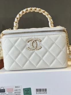 Alternative view of CHANEL Top Handle Bags Caviar Leather (White-Gold) 17CM E90202608073078