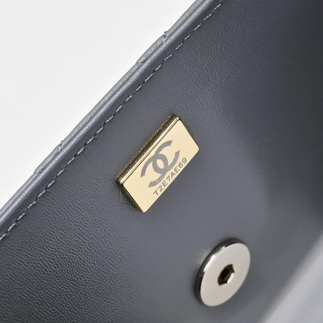 CHANEL Top Handle Bags Lamb Leather (Grey-Silver) 20X12X6CM G00202608072804 - Image 9
