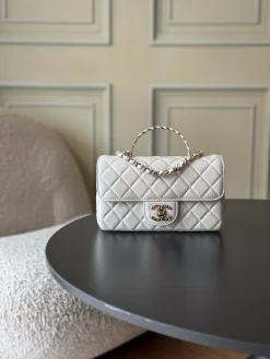 CHANEL Top Handle Bags Lamb Leather (Off-White-Gold) 20X14X7CM G50202608073165