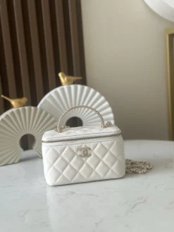 Alternative view of CHANEL Top Handle Bags Lamb Leather (White-Gold) 10X17X8CM F20202608070992