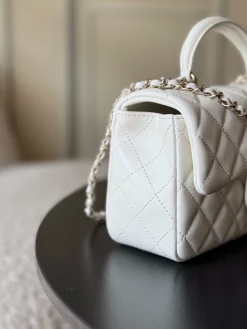 Alternative view of CHANEL Top Handle Bags Lamb Leather (White-Gold) 20X12X6CM E60202608072092