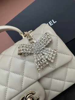 Alternative view of CHANEL Top Handle Bags Lambskin (Cream-Gold) 20X12X6CM F00202608073259