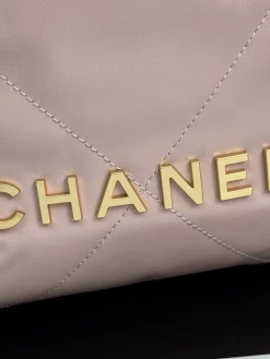 Alternative view of CHANEL Totes Bags Calfskin Leather (Pink-Gold) 20X19X6CM E00202608073036