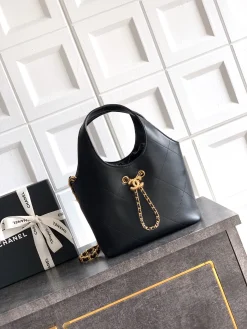 CHANEL Totes Bags Caviar Leather (Black-Gold) 26X18X10CM I00202608072978