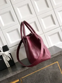 Alternative view of CHANEL Totes Bags Caviar Leather (Burgundy-Gold) 24X36X14CM I00202608071376