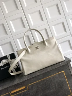 CHANEL Totes Bags Caviar Leather (Off-White-Silver) 24X36X14CM I00202608071377