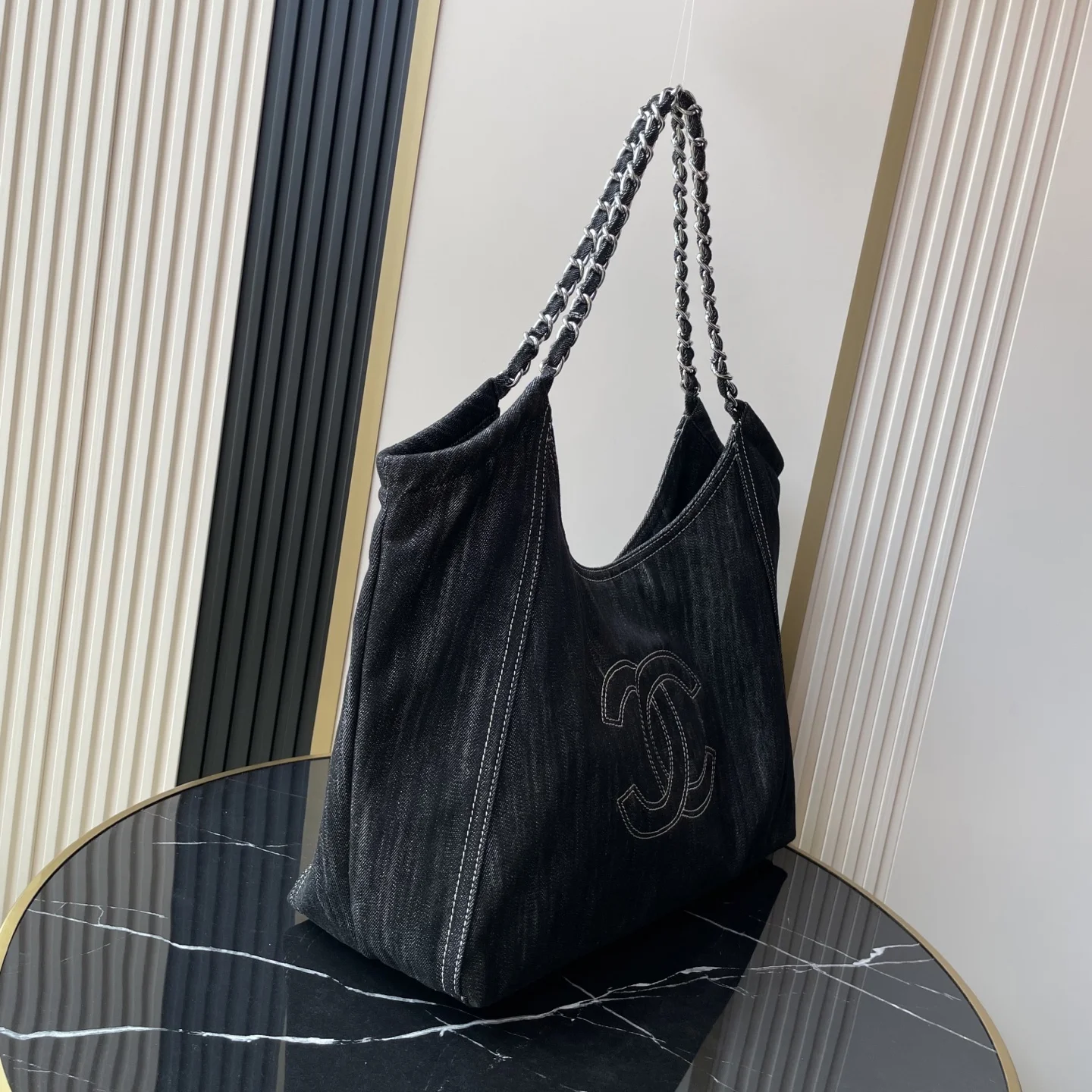 CHANEL Totes Bags Denim (Black-White) 35X48X14CM F50202608072076 - Image 2