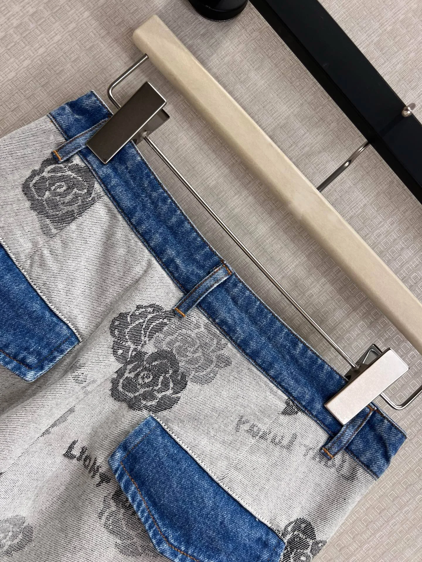 CHANEL Trousers Jacquard Cotton S-L B55202608042235 - Image 4