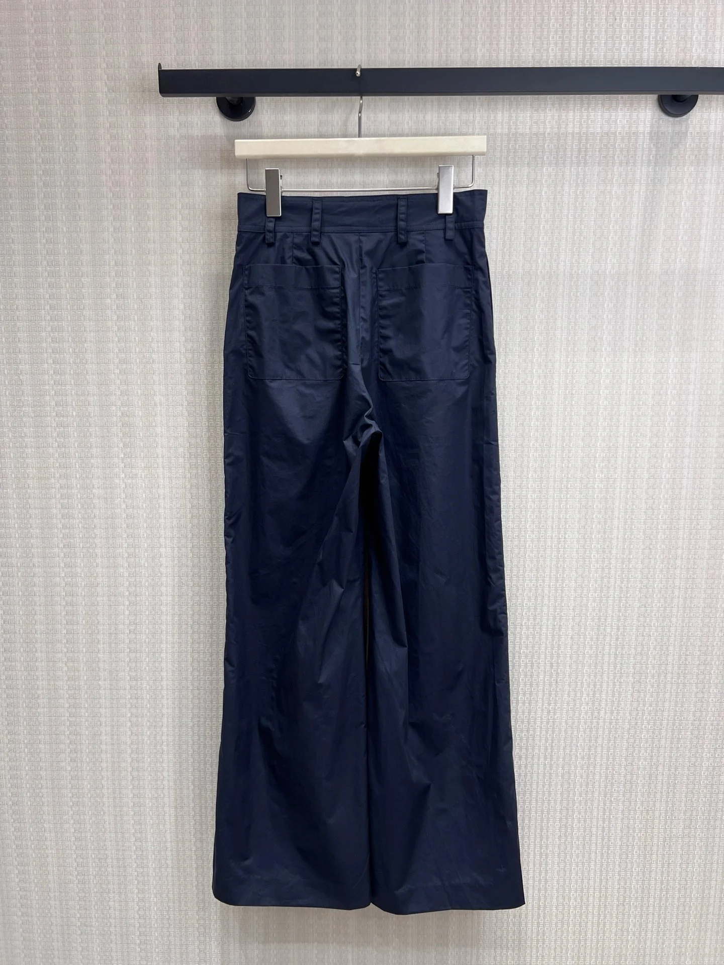 CHANEL Trousers S-L C05202608040820 - Image 2